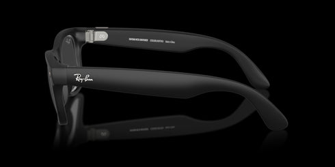 RAY-BAN Wayfarer II Transitions Accessories