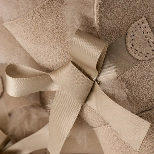 UGG Mini Bailey Bow II Womens Boots