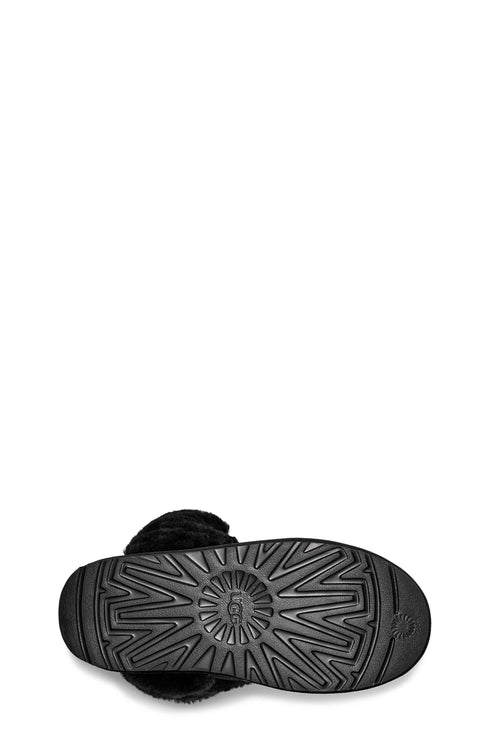 UGG Classic Chillapeak Womens Boots