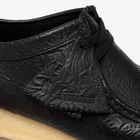 CLARKS Wallabee Black Leather Embossed Men's Sneakers