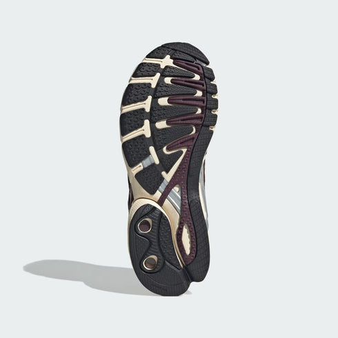 ADIDAS Adistar Control 5 Womens Sneakers