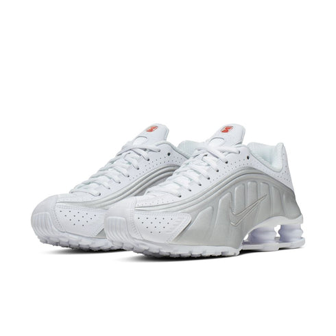 NIKE Shox R4 Womens Sneakers