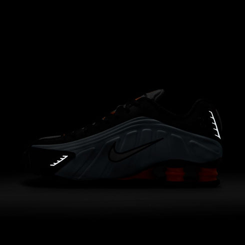 NIKE Shox R4 Womens Sneakers