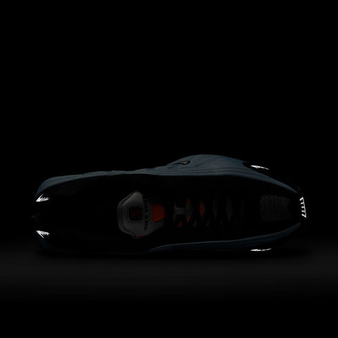 NIKE Shox R4 Womens Sneakers