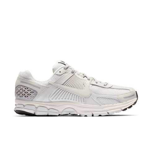 NIKE Zoom Vomero 5 Mens Sneakers