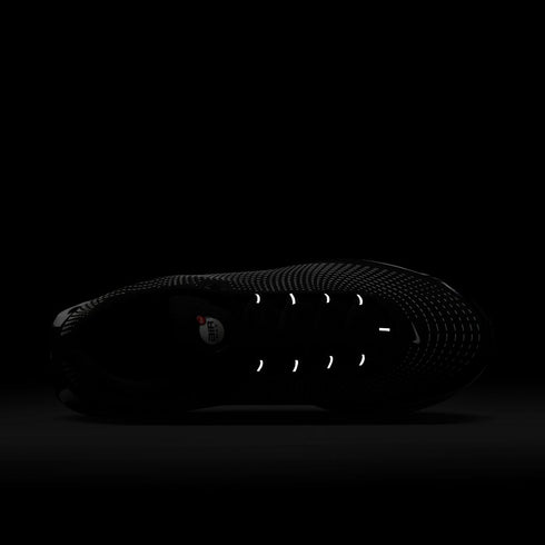 NIKE Air Max DN Mens Sneakers