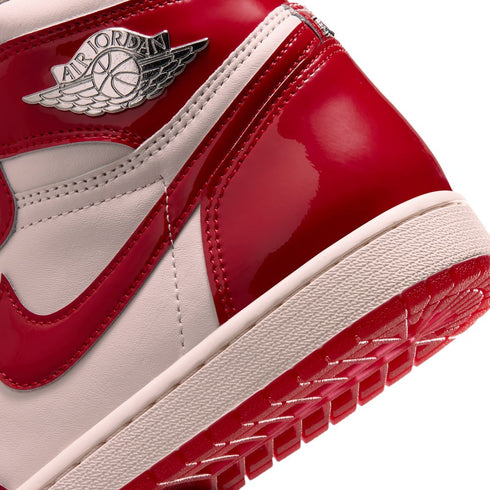 JORDAN Air Jordan 1 Retro Hi OG Women's Sneakers