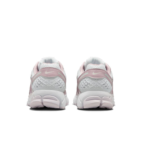 NIKE Zoom Vomero 5 Womens Sneakers