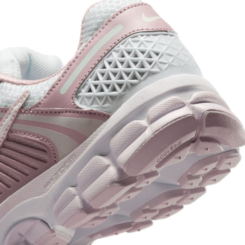 NIKE Zoom Vomero 5 Womens Sneakers