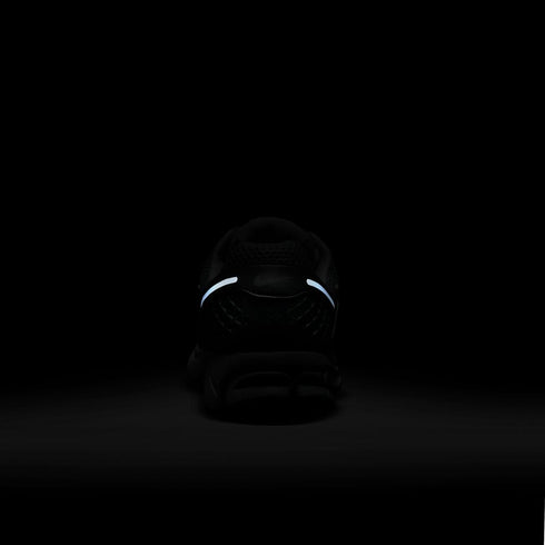 NIKE Zoom Vomero 5 Mens Sneakers