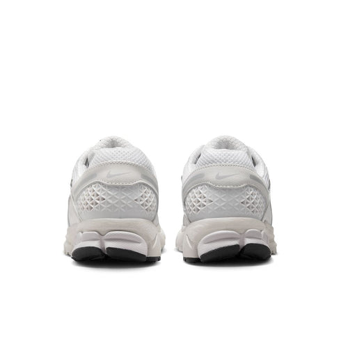 NIKE Zoom Vomero 5 Womens Sneakers