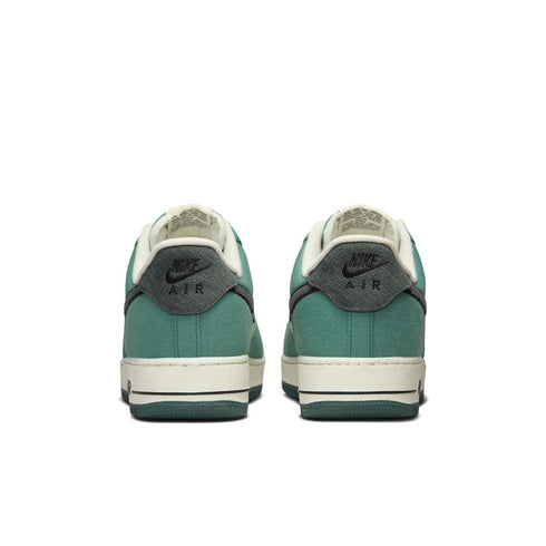 NIKE Air Force 1 '07 Lv8 1 Mens Sneakers
