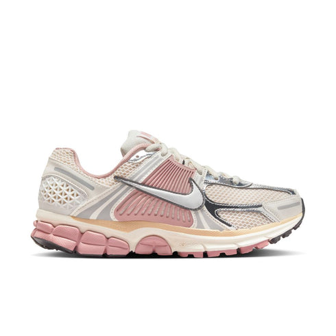 NIKE Zoom Vomero 5 Womens Sneakers