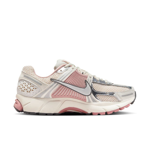 NIKE Zoom Vomero 5 Womens Sneakers