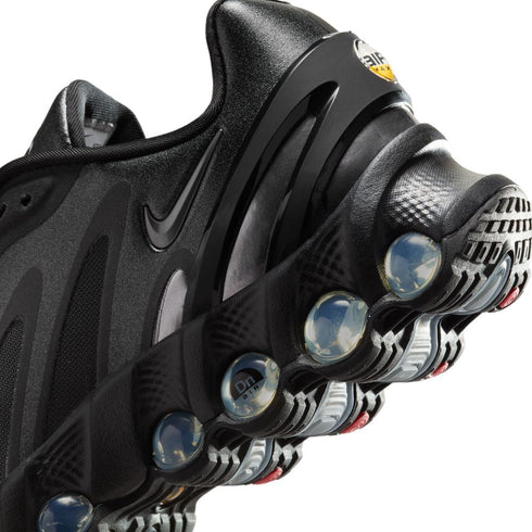 NIKE Air Max DN8 Womens Sneakers