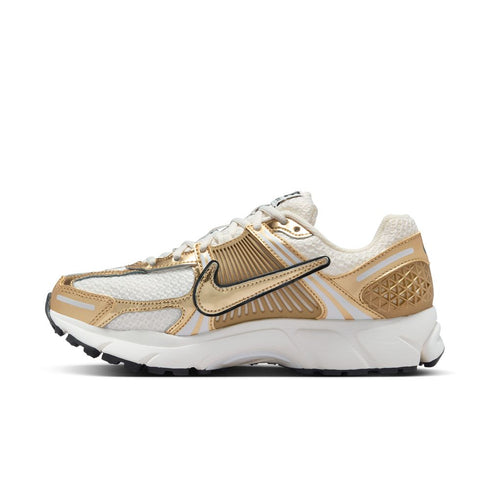 NIKE Zoom Vomero 5 Womens Sneakers