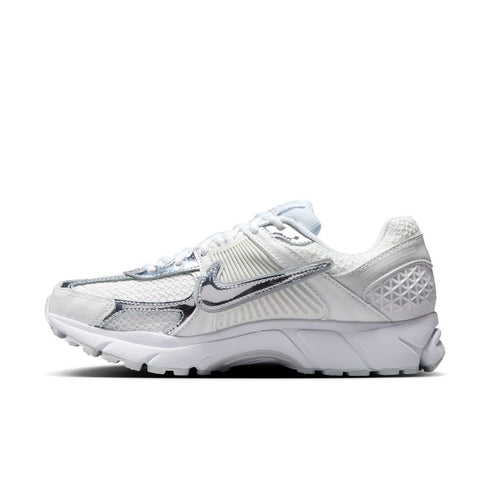 NIKE Zoom Vomero 5 Womens Sneakers