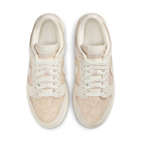 NIKE Dunk Low Womens Sneakers