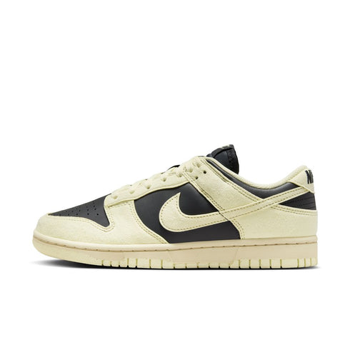 NIKE Dunk Low Womens Sneakers