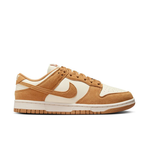 NIKE Dunk Low Womens Sneakers