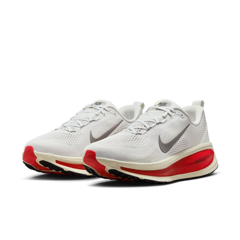 NIKE Vomero 18 Mens Sneakers