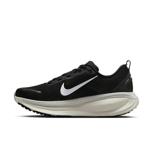 NIKE Vomero 18 Mens Sneakers
