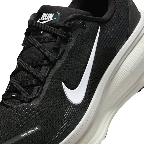 NIKE Vomero 18 Mens Sneakers