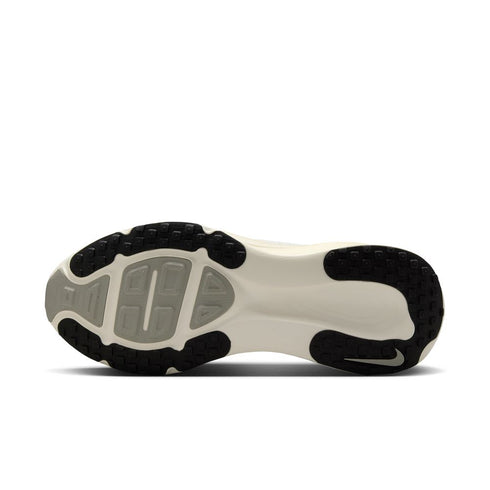 NIKE Vomero 18 Mens Sneakers