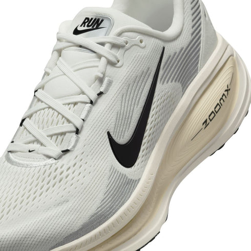 NIKE Vomero 18 Mens Sneakers