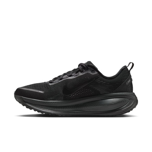 NIKE Vomero 18 Women's Sneakers