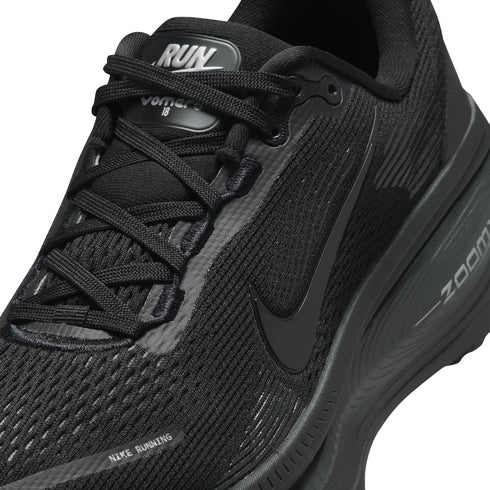 NIKE Vomero 18 Women's Sneakers