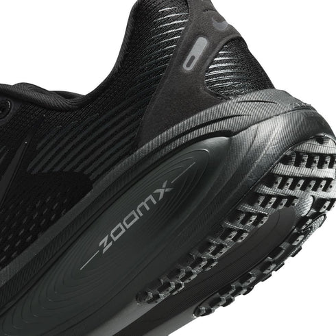 NIKE Vomero 18 Women's Sneakers