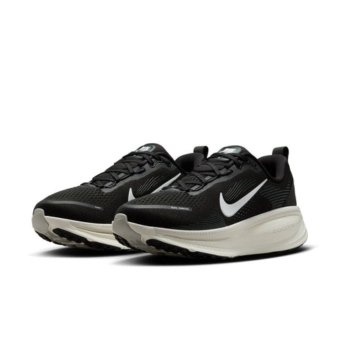 NIKE Vomero 18 Women's Sneakers