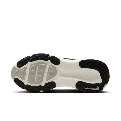 NIKE Vomero 18 Women's Sneakers