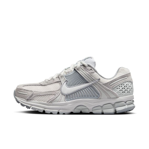 NIKE Zoom Vomero 5 Womens Sneakers