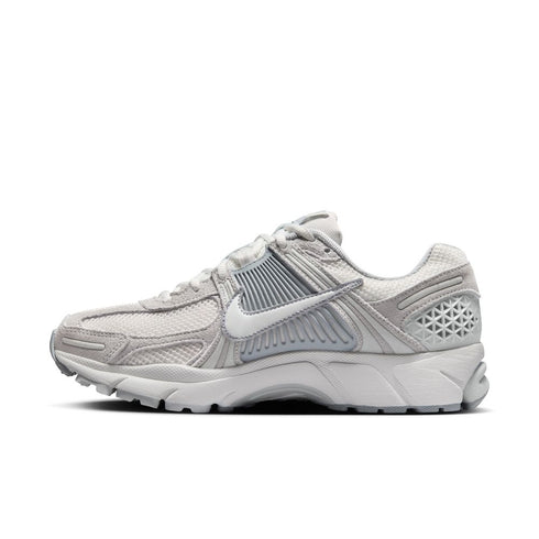 NIKE Zoom Vomero 5 Womens Sneakers