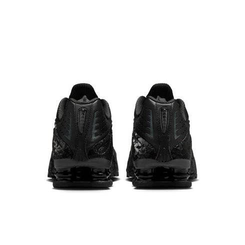 NIKE Shox R4 Womens Sneakers