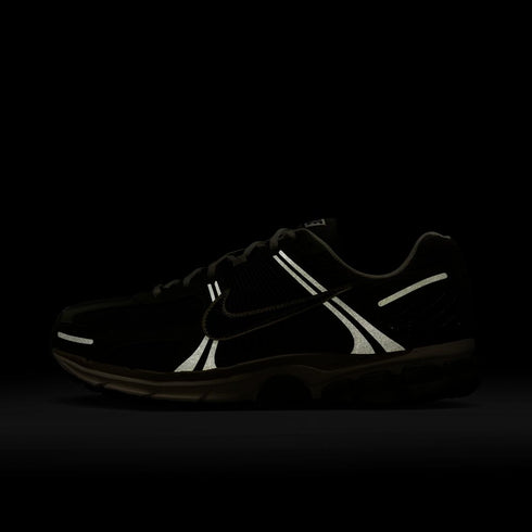 NIKE Zoom Vomero 5 SE Men's Sneakers