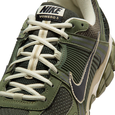 NIKE Zoom Vomero 5 SE Men's Sneakers