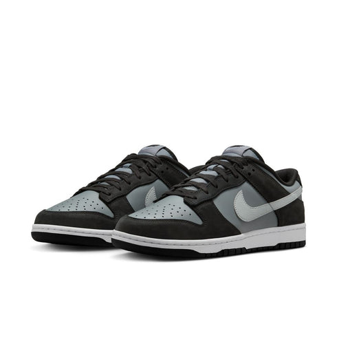NIKE Dunk Low Mens Sneakers