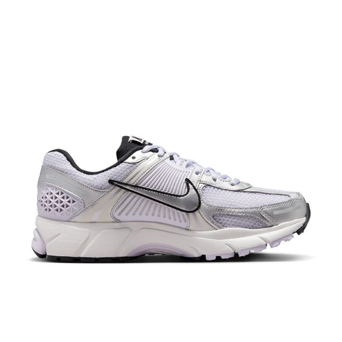 NIKE Zoom Vomero 5 Womens Sneakers