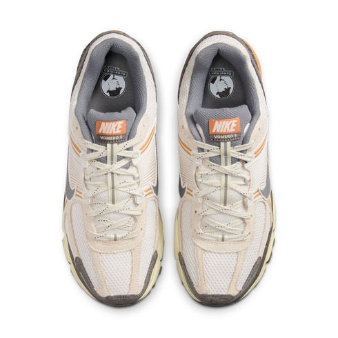 NIKE Zoom Vomero 5 Mens Sneakers