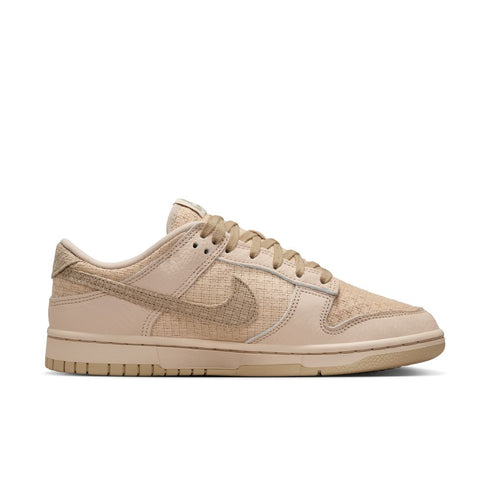 NIKE Dunk Low Womens Sneakers