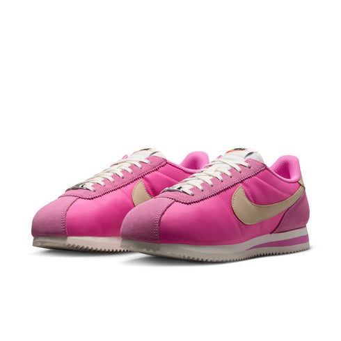 NIKE Cortez Womens Sneakers