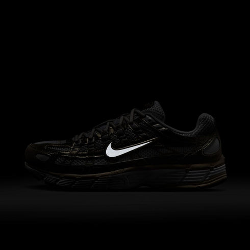 NIKE P-6000 GOLD Womens Sneakers