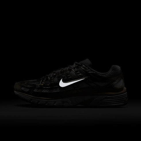 NIKE P-6000 GOLD Womens Sneakers
