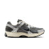 NIKE Zoom Vomero 5 Men's Apparel