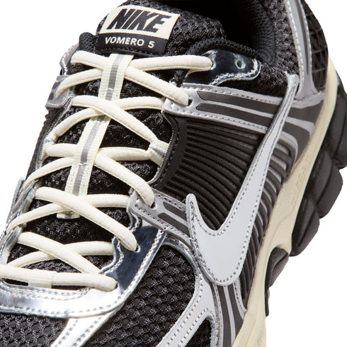 NIKE Zoom Vomero 5 Men's Sneakers