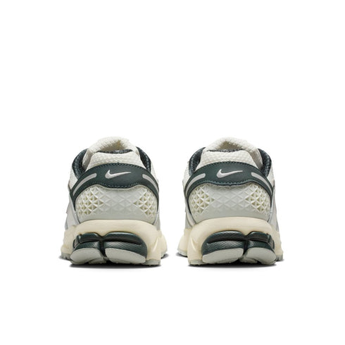 NIKE Zoom Vomero 5 Women's Sneakers