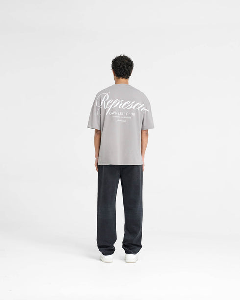 REPRESENT Owners Club Script T-shirt Mens Apparel